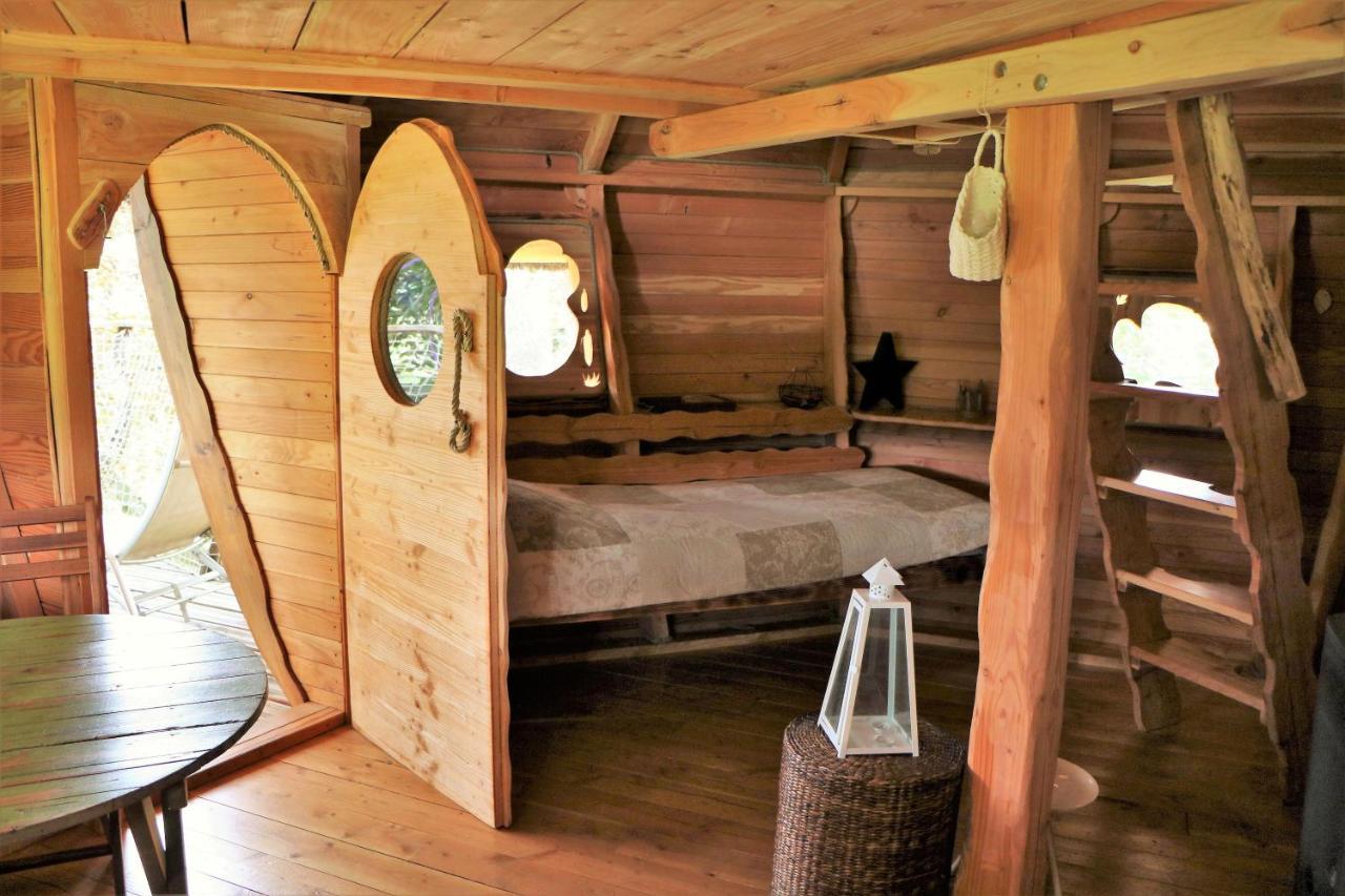 Cabane Perchee Dans Les Arbres Saint-Hilaire-en-Morvan Zewnętrze zdjęcie