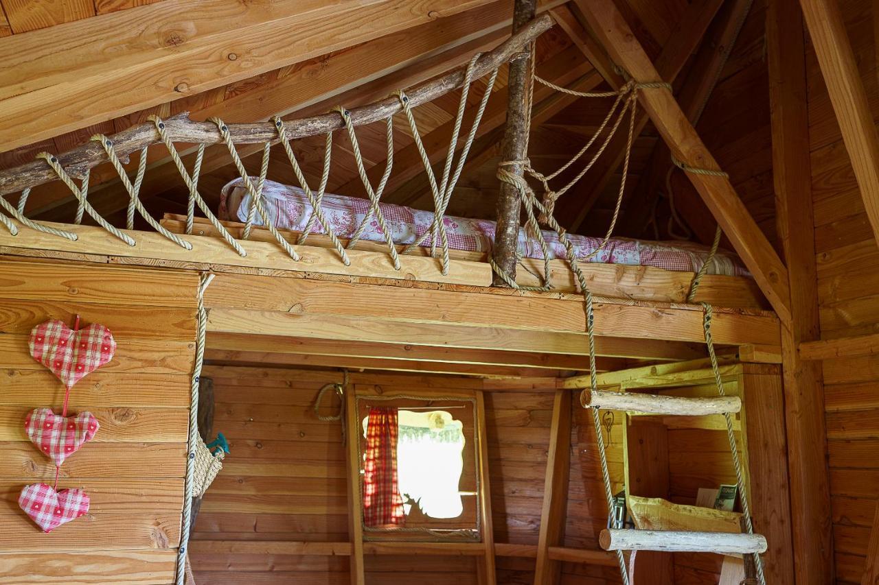 Cabane Perchee Dans Les Arbres Saint-Hilaire-en-Morvan Zewnętrze zdjęcie
